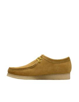 Zapato Clarks Wallabee Oakmoss Suede Camel Hombre