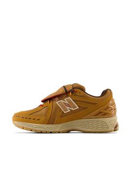 Zapatilla New Balance M1906RV1 Marrón Hombre