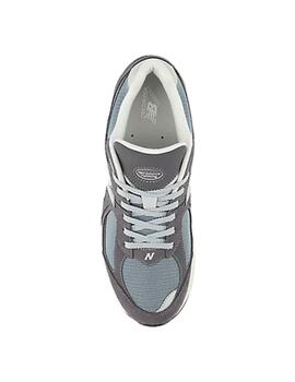 Zapatilla New Balance M2002RFB Gris Hombre