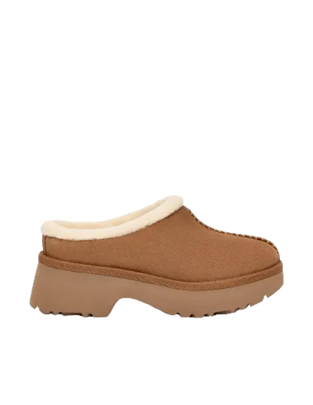 Zueco UGG W New Heights Cozy Clog Mujer
